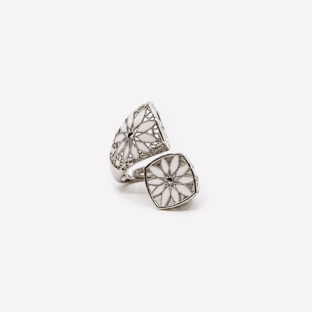 ANELLO REGOLABILE DAISY LARGE IN ARGENTO MINA MINA